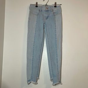 American Eagle Light Wash Cropped Jegging Size 2